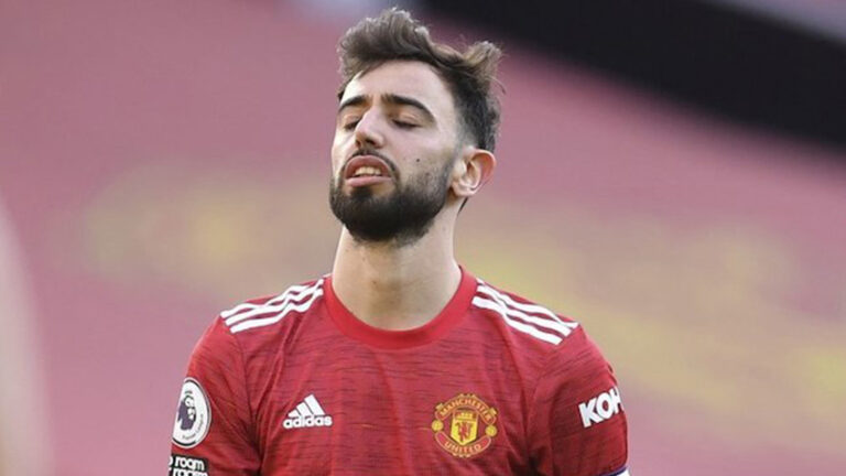 Bruno Fernandes often whines spoiled on the pitch